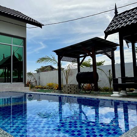 The Broms Villa Куала-Тренгану Экстерьер фото