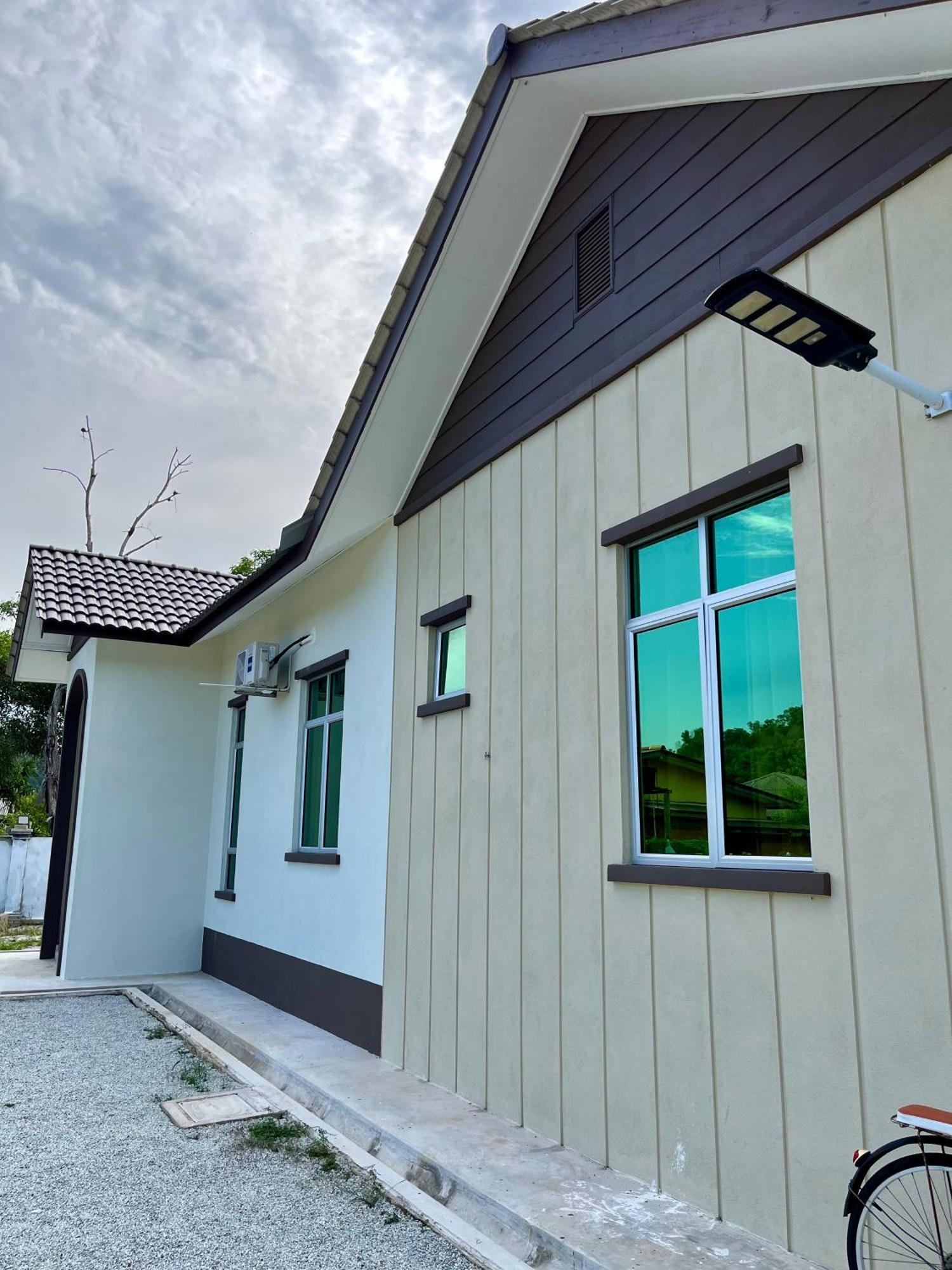 The Broms Villa Куала-Тренгану Экстерьер фото